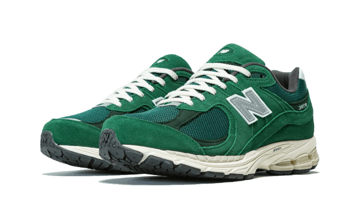 New Balance 2002R Suede Pack Forest Green – thesneakart