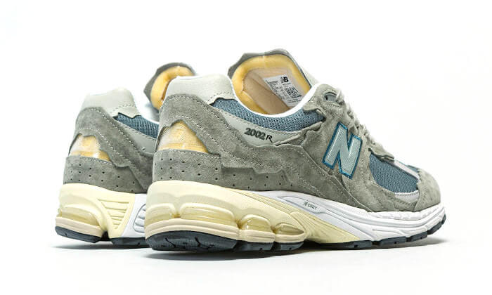 New Balance 2002R Protection Pack Mirage Grey – thesneakart