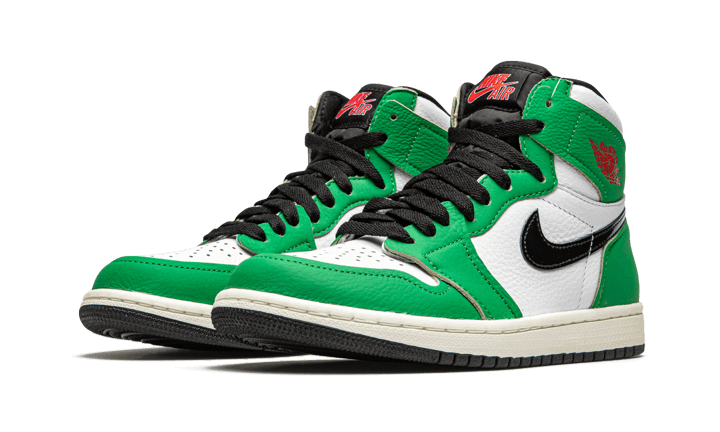 https://cdn.shopify.com/s/files/1/2358/2817/products/Wethenew-Sneakers-France-Air-Jordan-1-High-Lucky-Green-2.png?v=1603733653